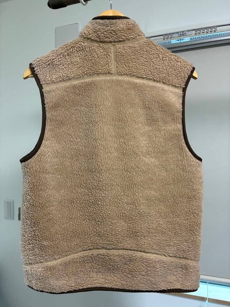 patagonia フリースベスト ベージュ