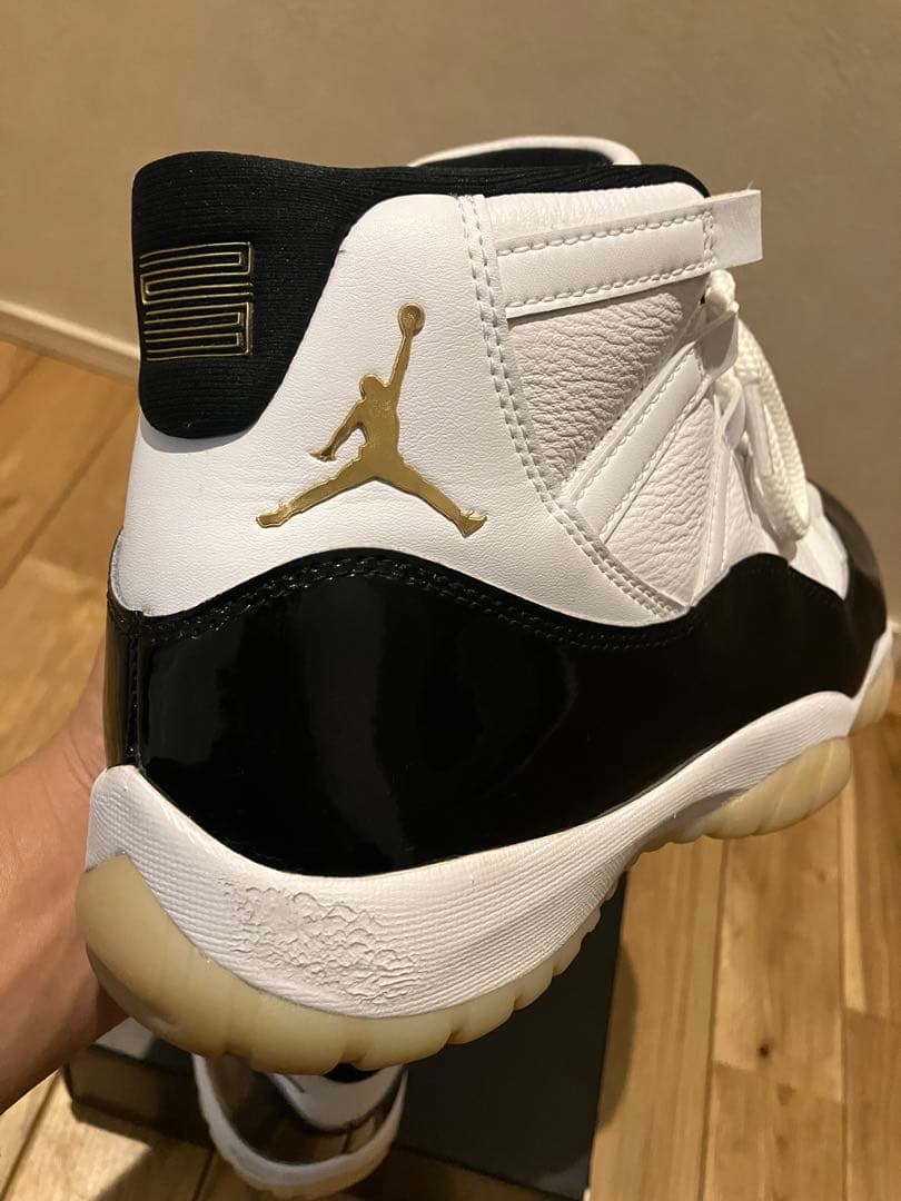 エアジョーダン11 レトロ　グラティチュード