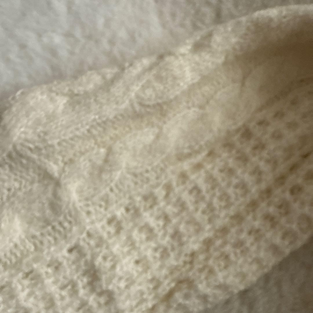 リズリサ　アイボリー ケーブルニット オフショルダー 長袖　パール付きリボン