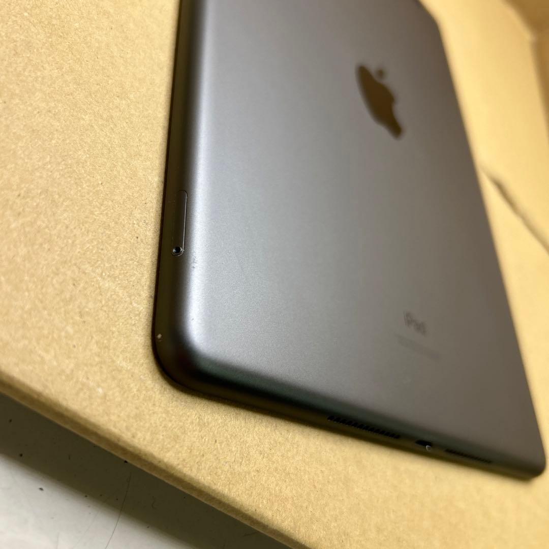 ipad 第9世代　256GB WIFI+セルラー　グレー