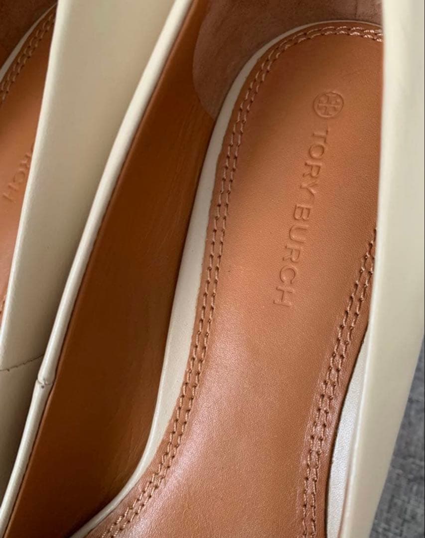 トリーバーチパンプスベージュ24,5