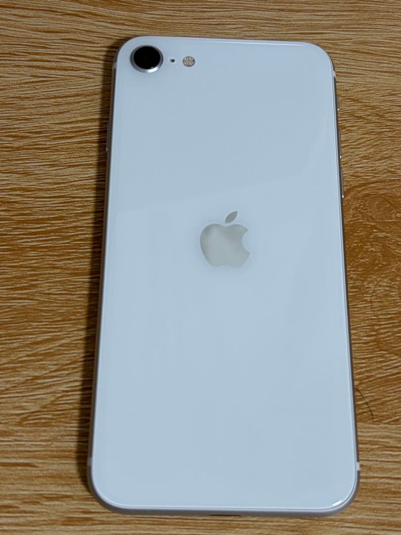 iPhone SE2（第2世代）64GB Amazon認定中古品