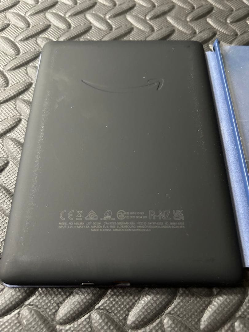 Kindle Paperwhite (第11世代) 青色カバー付き