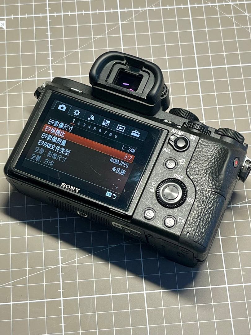 【美品/送料込】Sony α7 II ボディ ILCE-7M2 Overseas