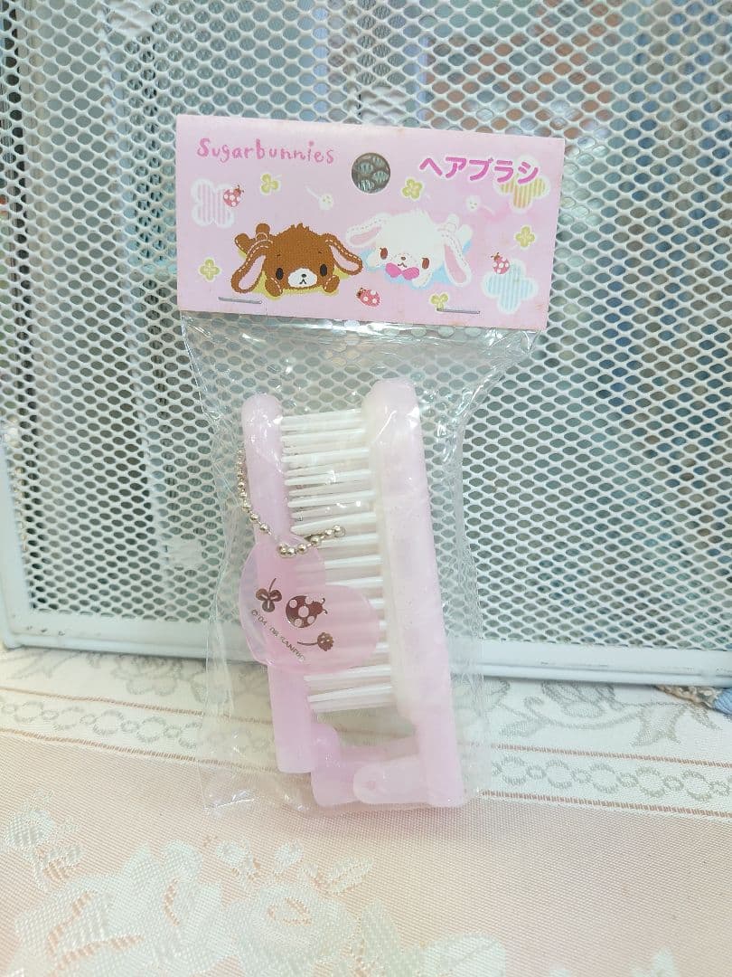 い*り様 【新品・未使用】サンリオ　シュガーバニーズ　ヘアブラシ　廃盤品