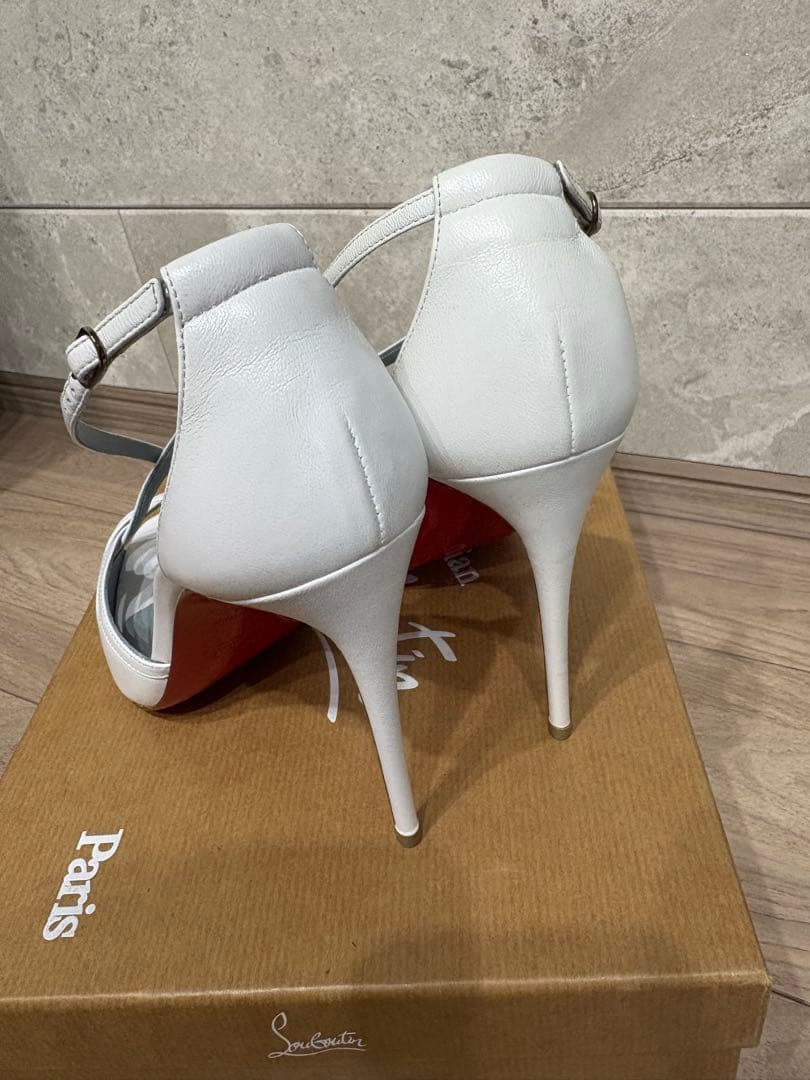 クリスチャンルブタン サンダル　ミュール　結婚式