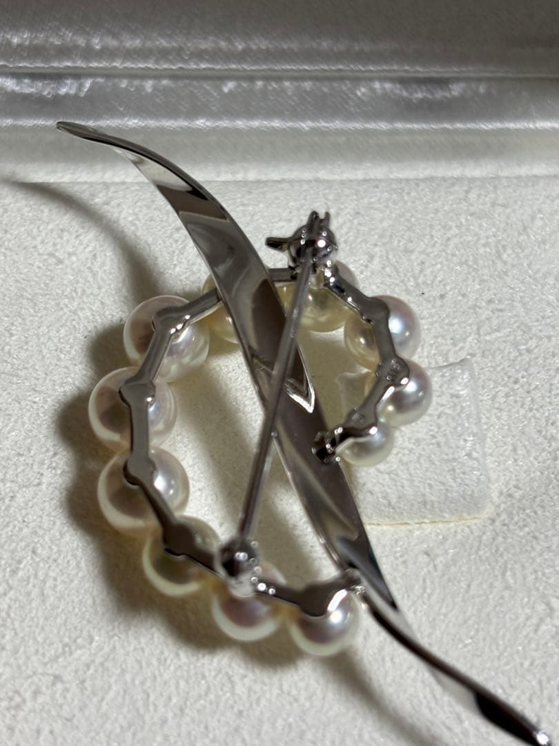 美品)　K18wgミキモト真珠 ブローチ