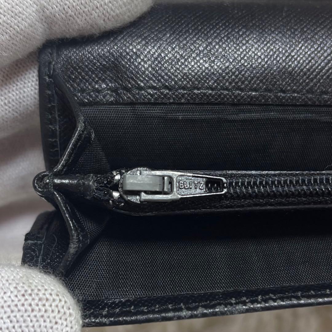 美品　プラダ✨ブラック 長財布　サフィアーノ 二つ折り　三角ロゴ