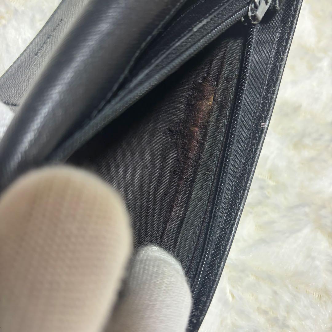 美品　プラダ✨ブラック 長財布　サフィアーノ 二つ折り　三角ロゴ