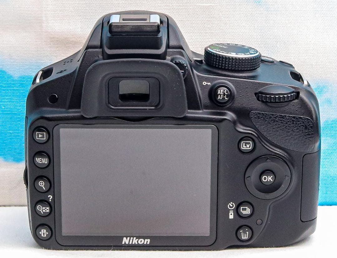 嬉しいダブルレンズ⭐️Nikon D3200⭐️スマホに転送できる⭐️動画OK