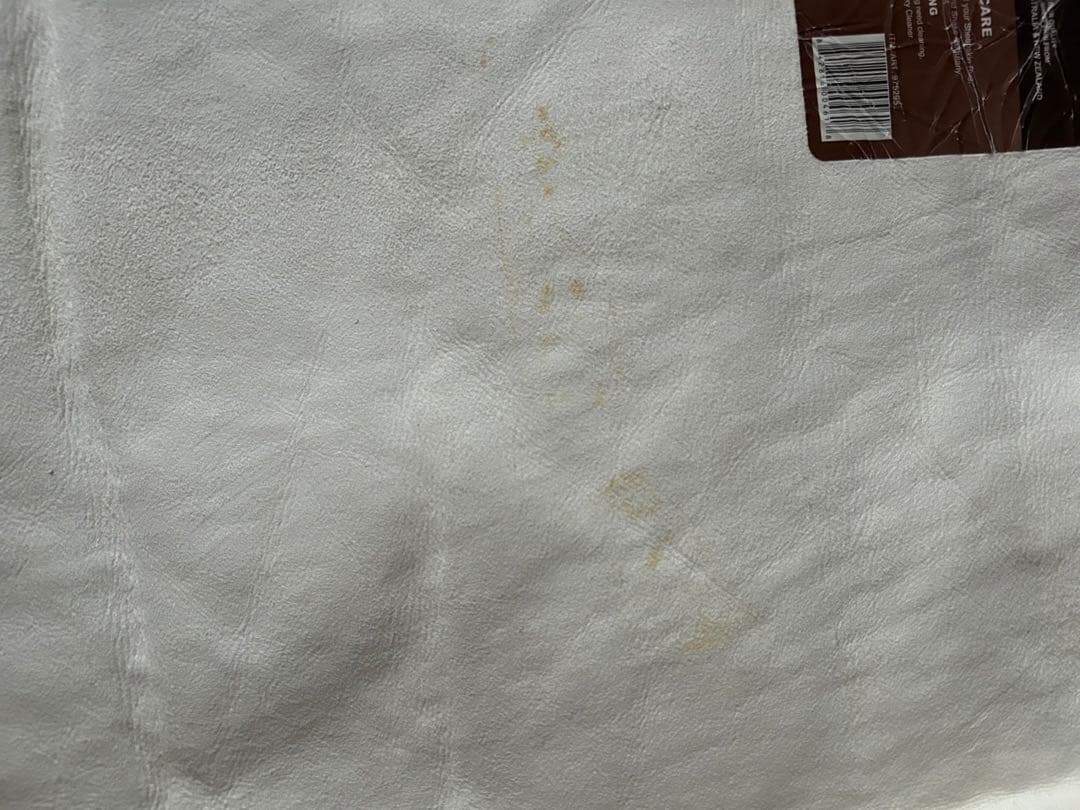 ホワイト羊毛ラグ 長方形　180×70