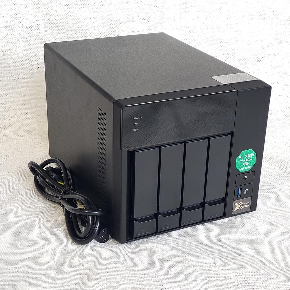 QNAP NAS TS-473 / メモリ 8GB / 10GbE LANカード