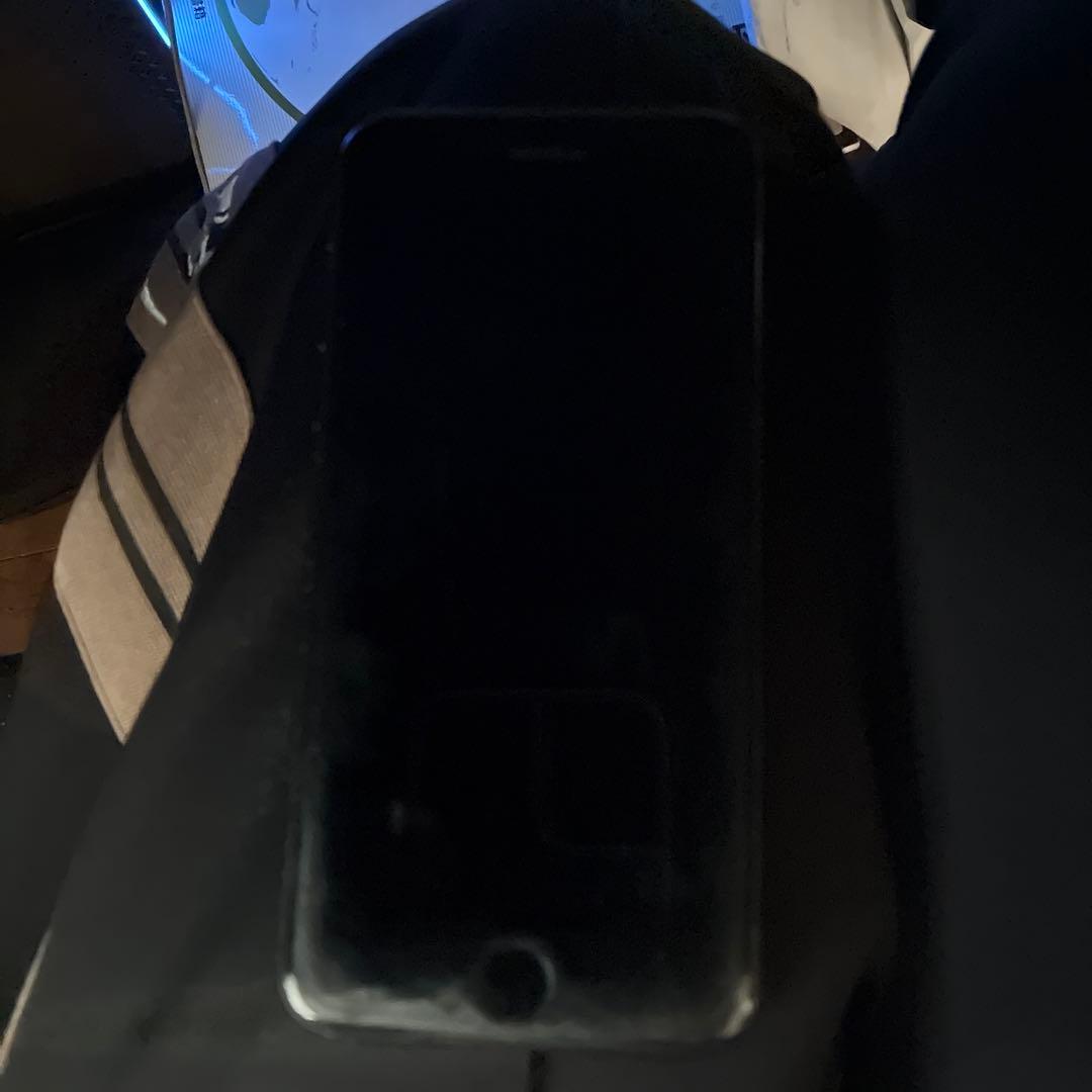 Apple iPhone se 2世代 ブラック