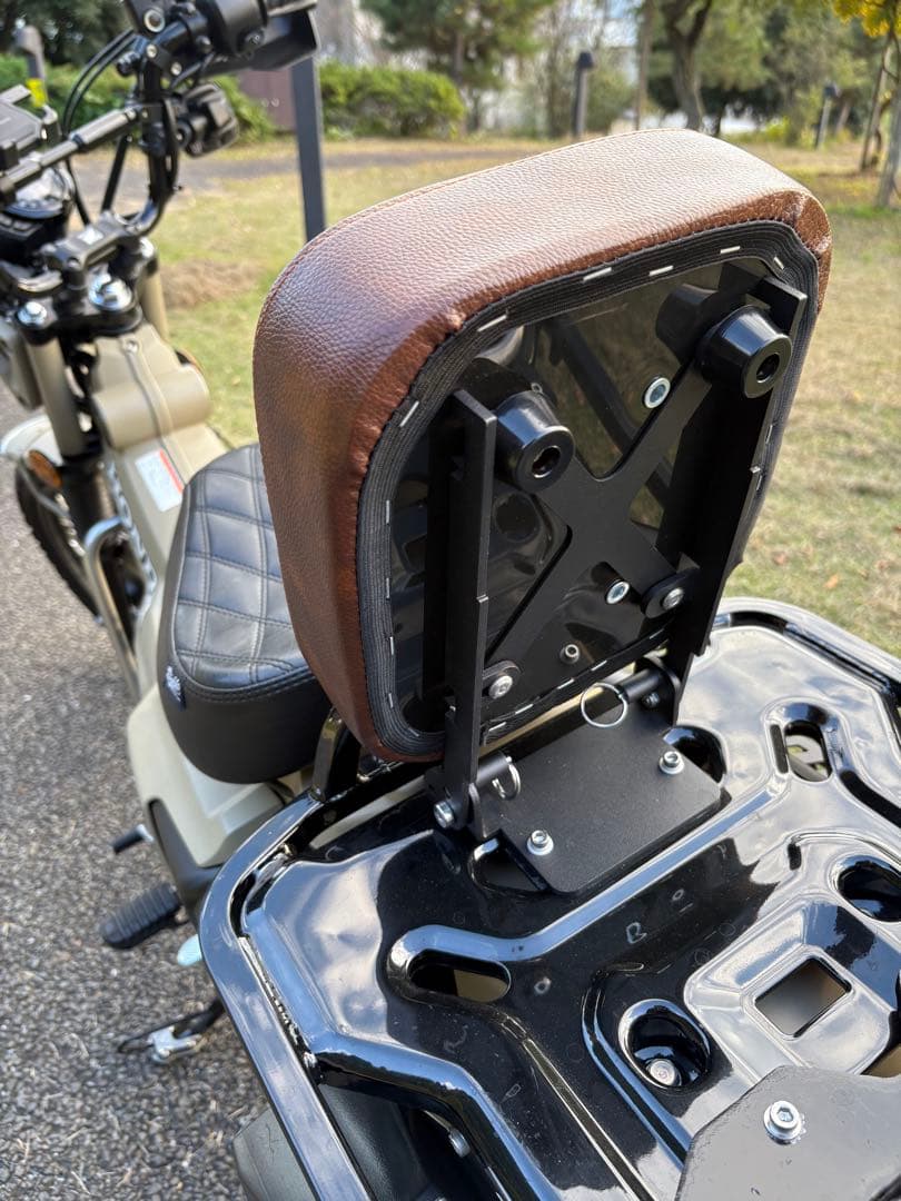 タンデムシート背もたれハンターカブ クロス、スーパーカブ用