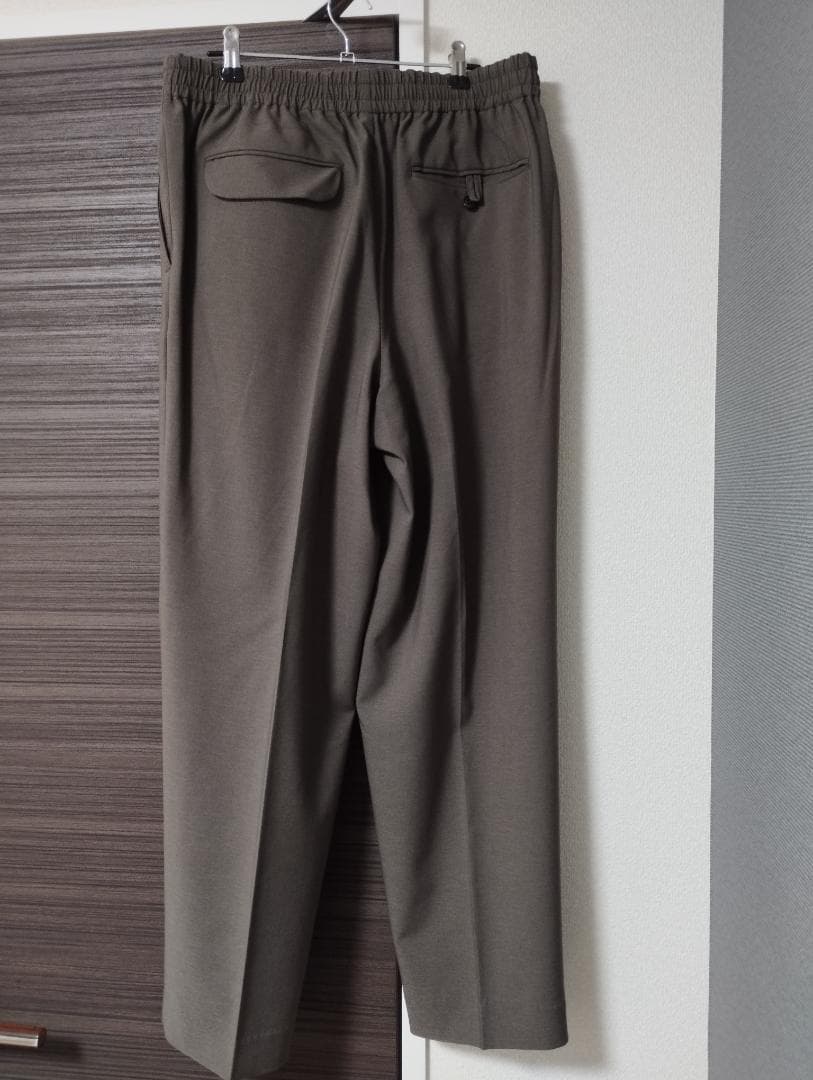 即購入可　ユニクロC　感動ジャケット　タックパンツ　セットアップ　ブラウン