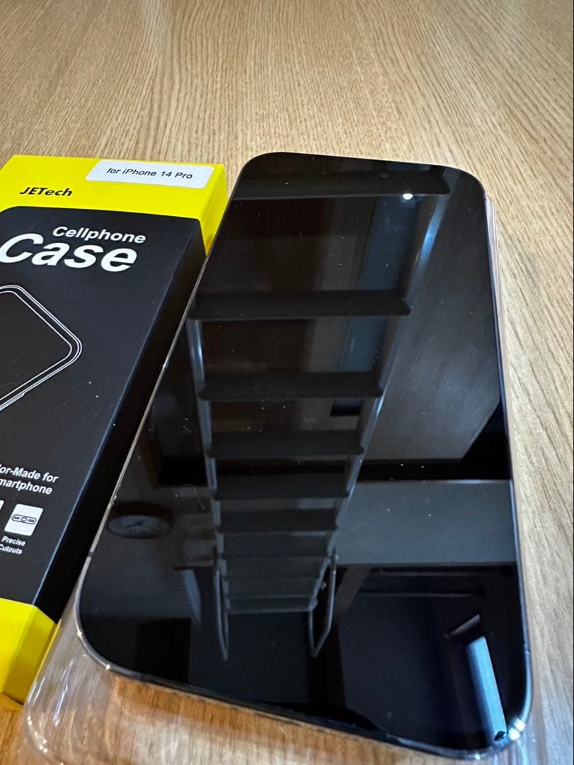 状態良iPhone14Pro 中古整備品 ケース付