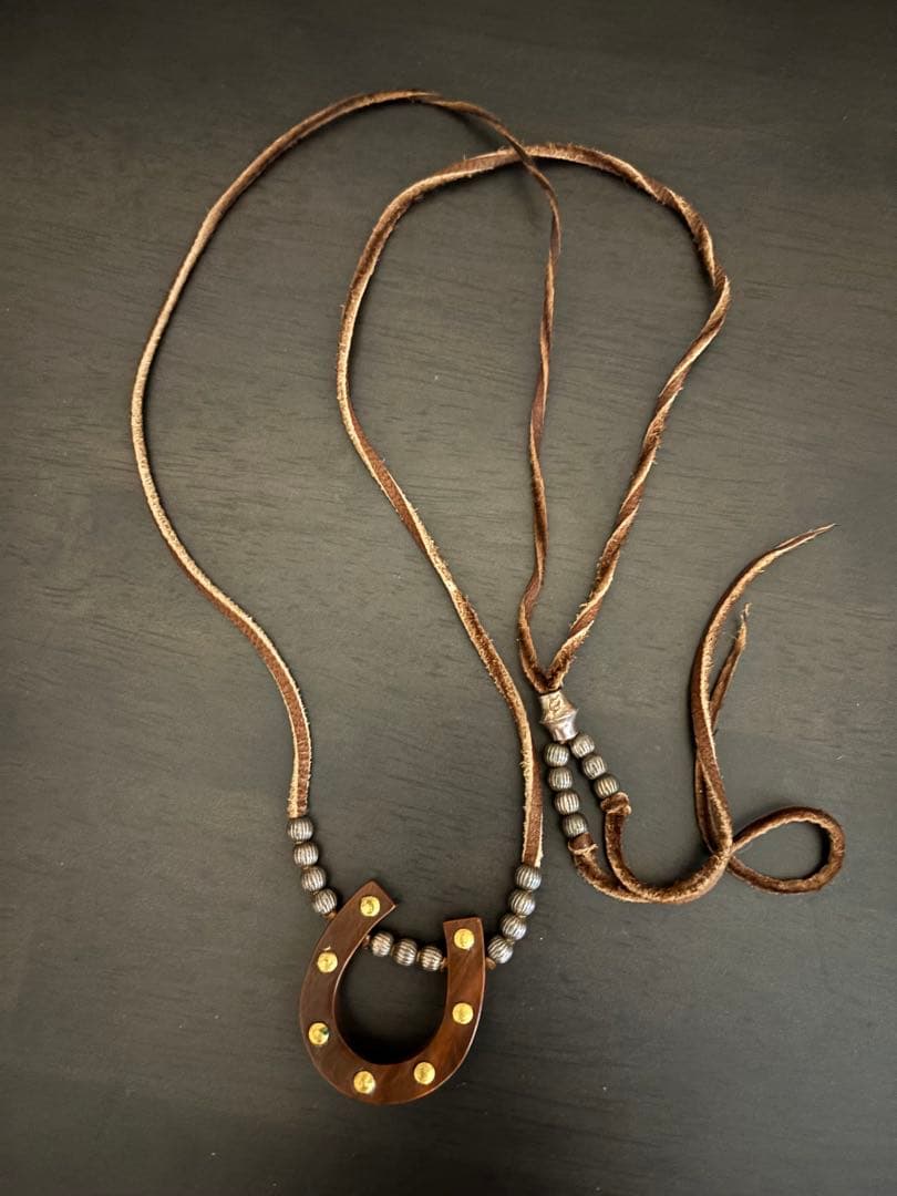 木人軒 馬蹄型ペンダント ネックレス