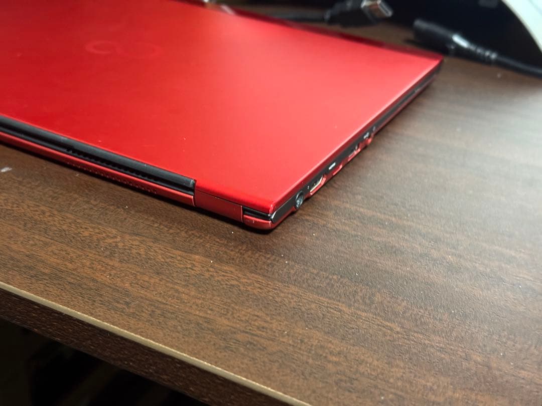 富士通 FUTRO MU937 Windows 11 Pro 8GB/128GB