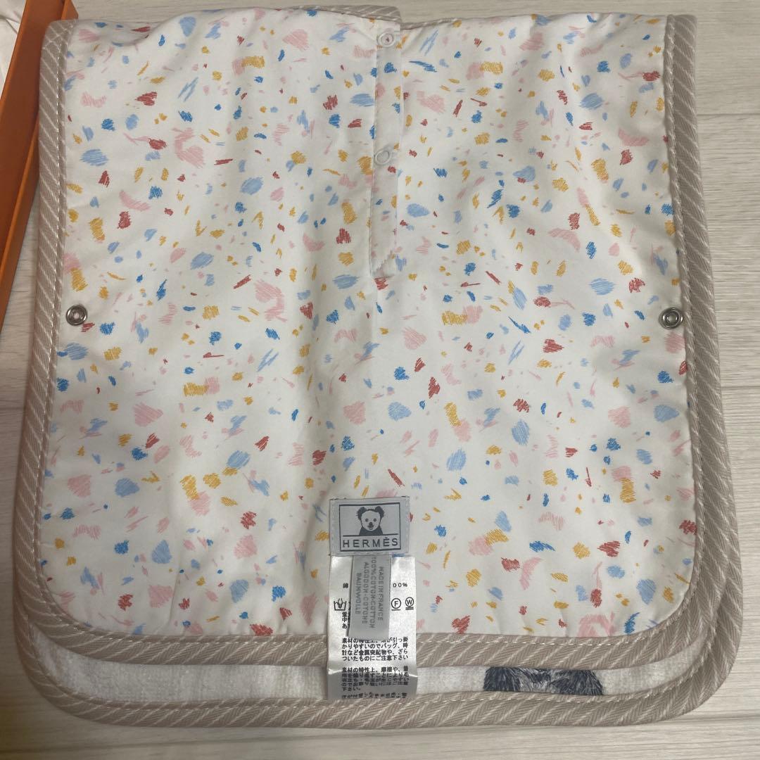 HERMES エルメス　スタイ　よだれかけ　コアラ