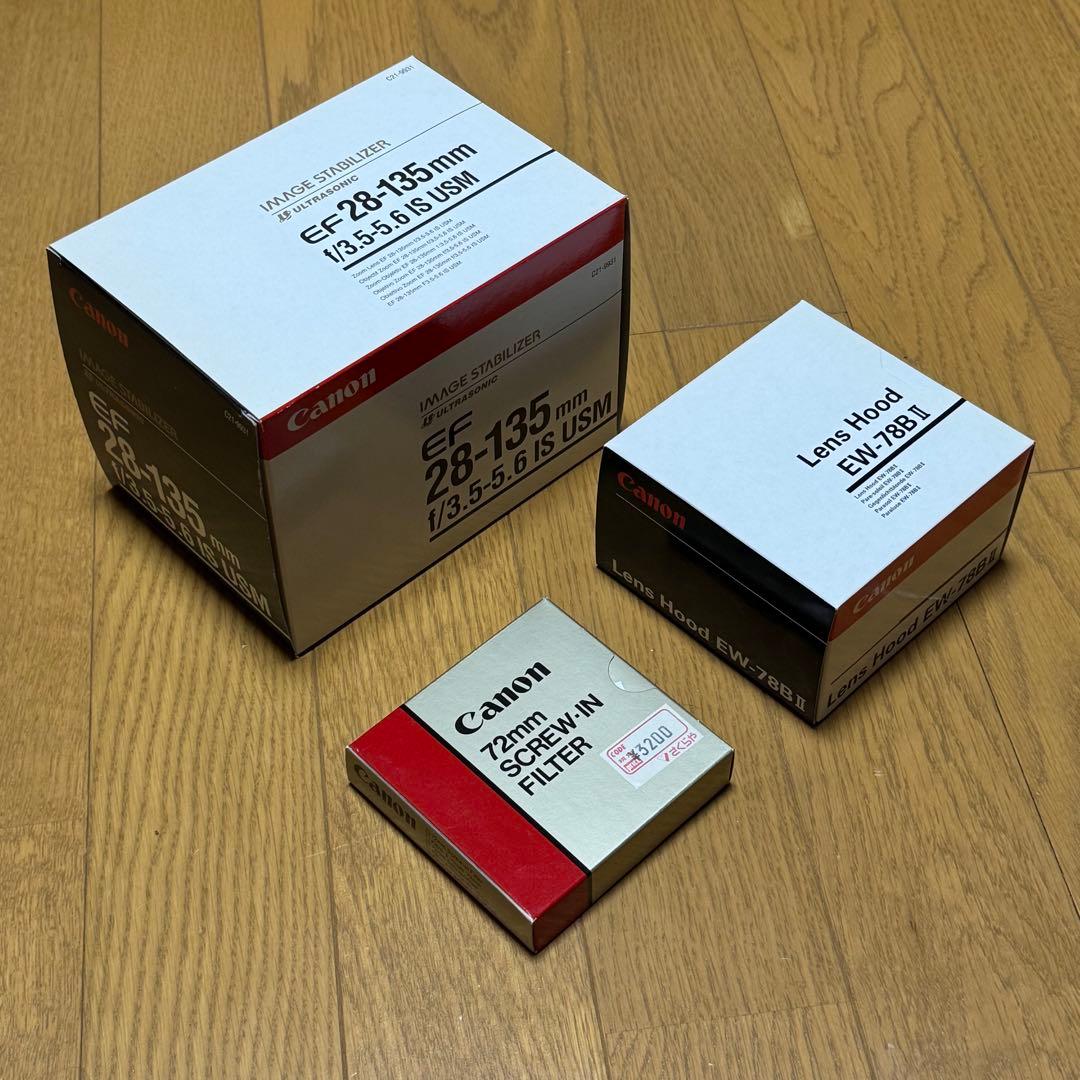 トーマスCanon EF28-135mm f/3.5-5.6 IS USM