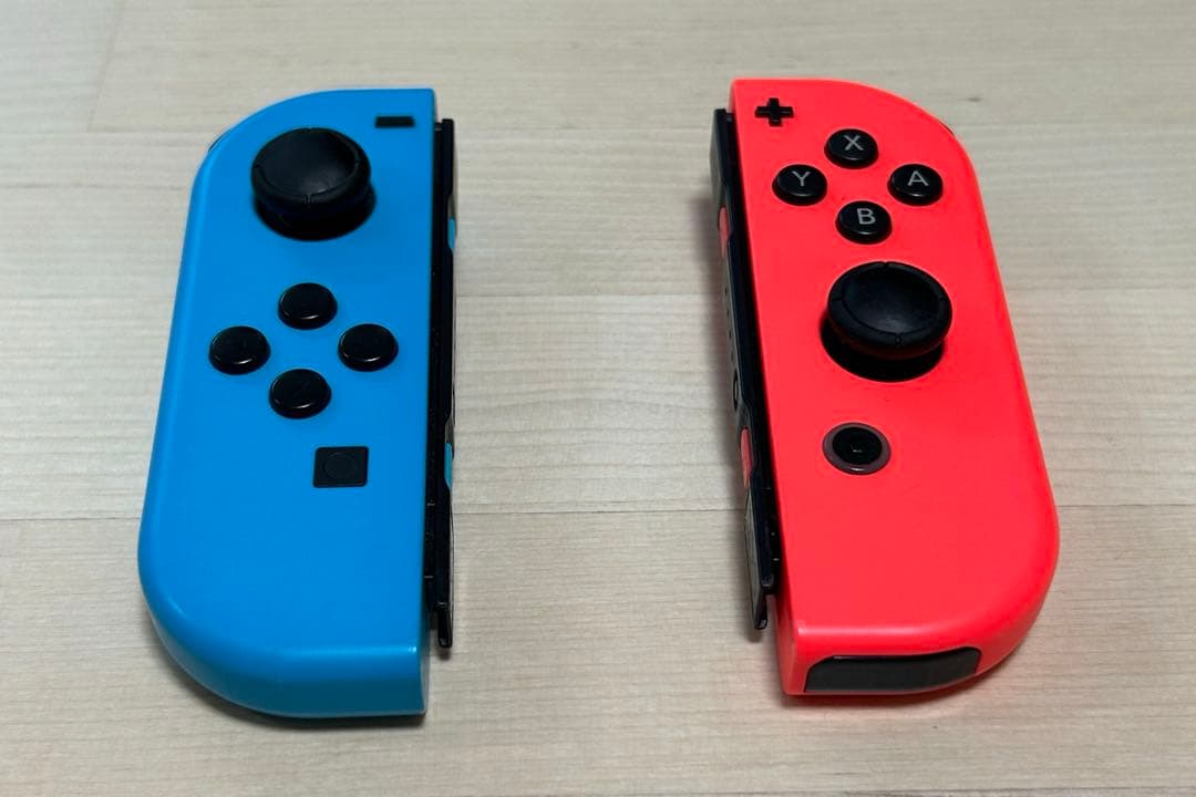 Nintendo Switch 本体 箱付属品完備 動作確認済 目立った傷なし