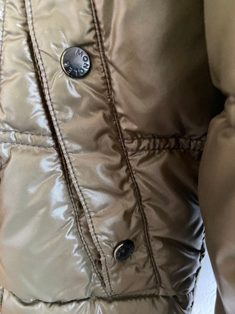 ぽるぽるさん専用MONCLER ダウンジャケットCHENE シェン カーキ