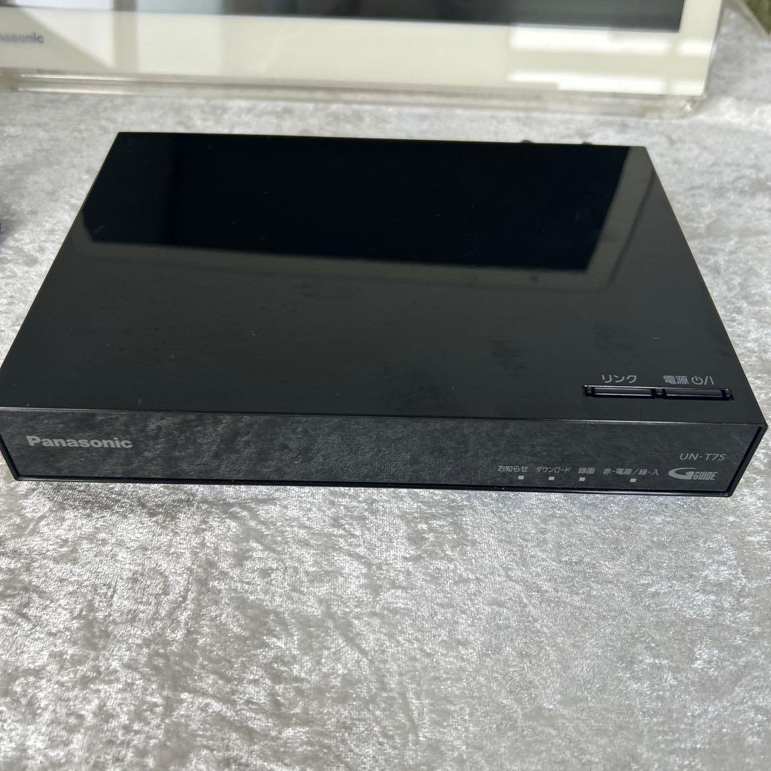 Panasonic UN-15T7Dホワイト ポータブルテレビ15型