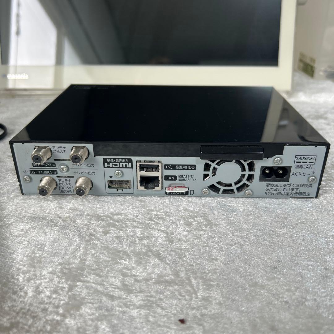 Panasonic UN-15T7Dホワイト ポータブルテレビ15型