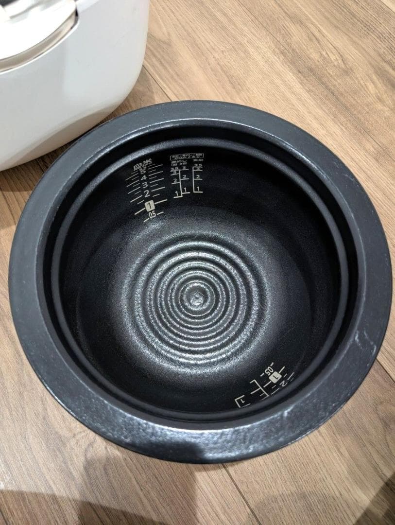 【良品】TIGER タイガー 土鍋圧力IHジャー炊飯器　JPL-G100