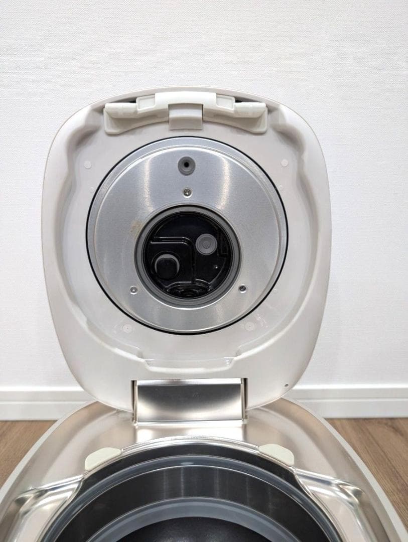 【良品】TIGER タイガー 土鍋圧力IHジャー炊飯器　JPL-G100