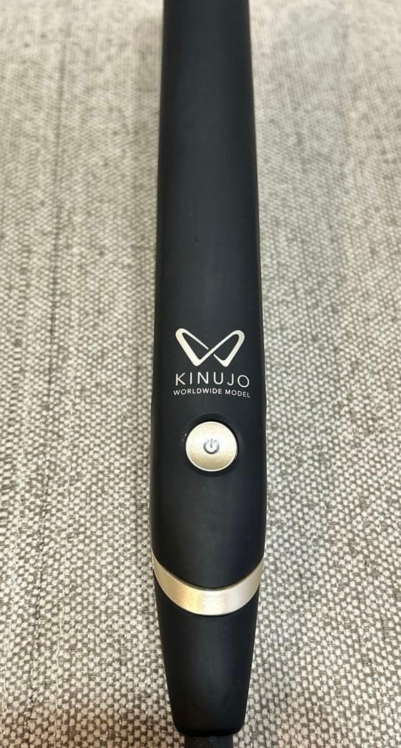 【美品】 KINUJO ストレートヘアアイロン ⭐︎SALE 12/16まで