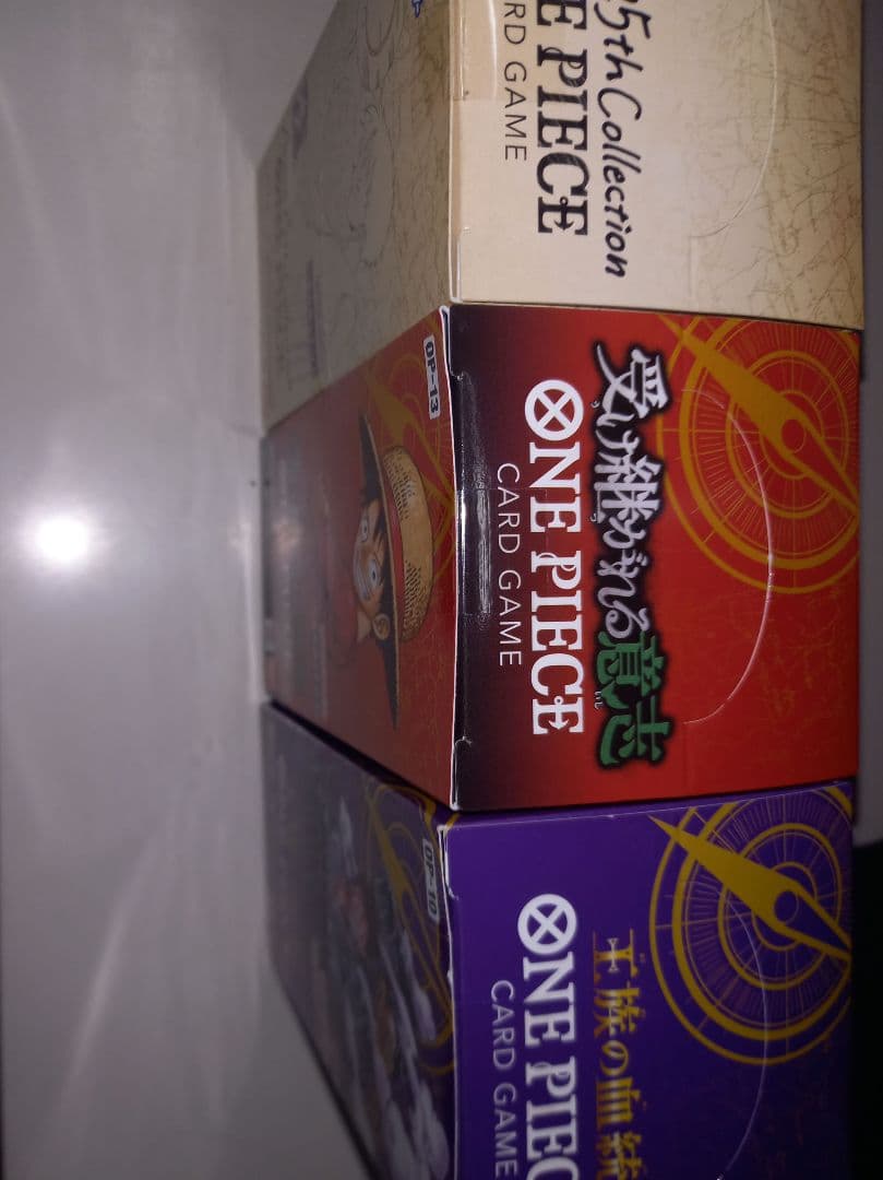 ワンピースカード3種類、各１箱ずつ