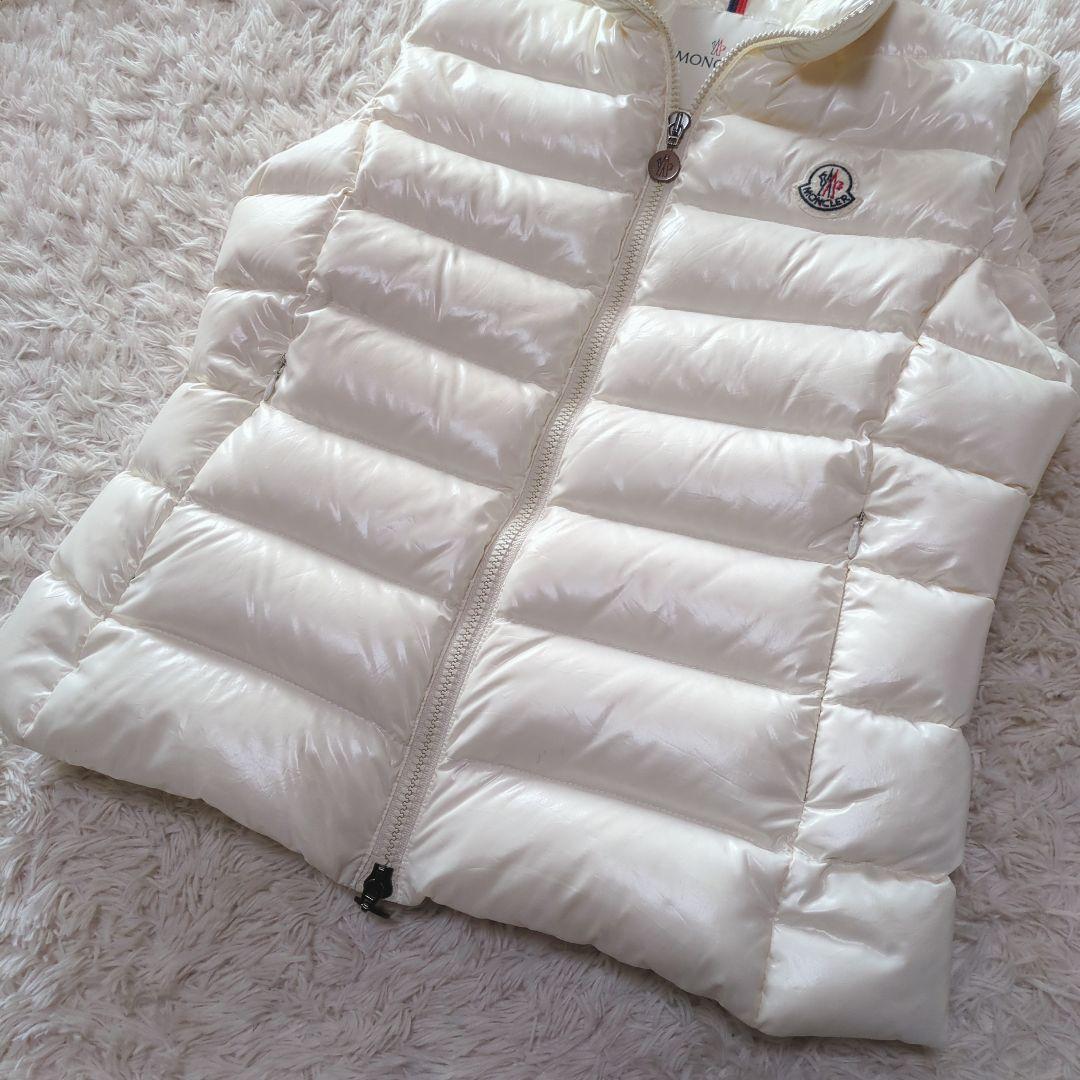 パワーMONCLER　GHANY GILET　ダウンベスト　ロゴワッペン