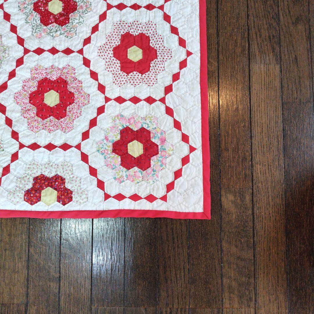 パッチワークキルト タペストリー ハンドメイド