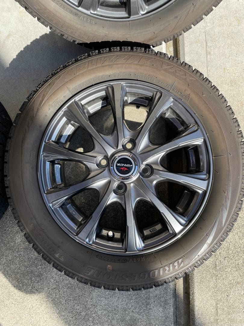 カ*ン様 BLIZZAK VRX 155/65R14 スタッドレスタイヤ 4本セ