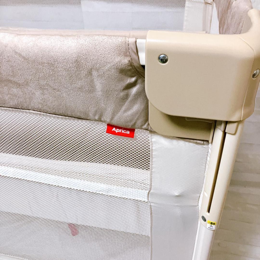 アップリカ ココネルエアープラス ベビー ベッド シュークリーム GR 美品