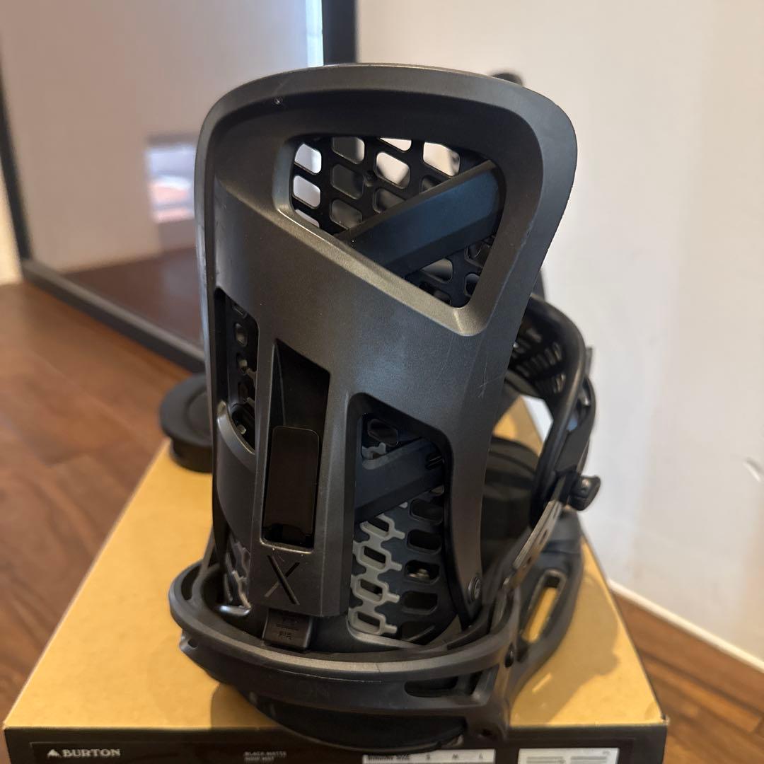 Burton Genesis X EST ビンディング Mサイズ ブラック