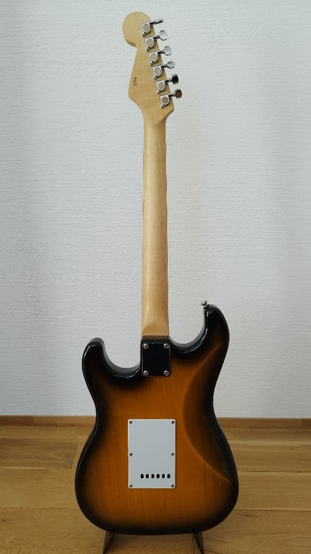 BUSKER'S BST-2H/FM 2TS ストラトキャスタータイプ