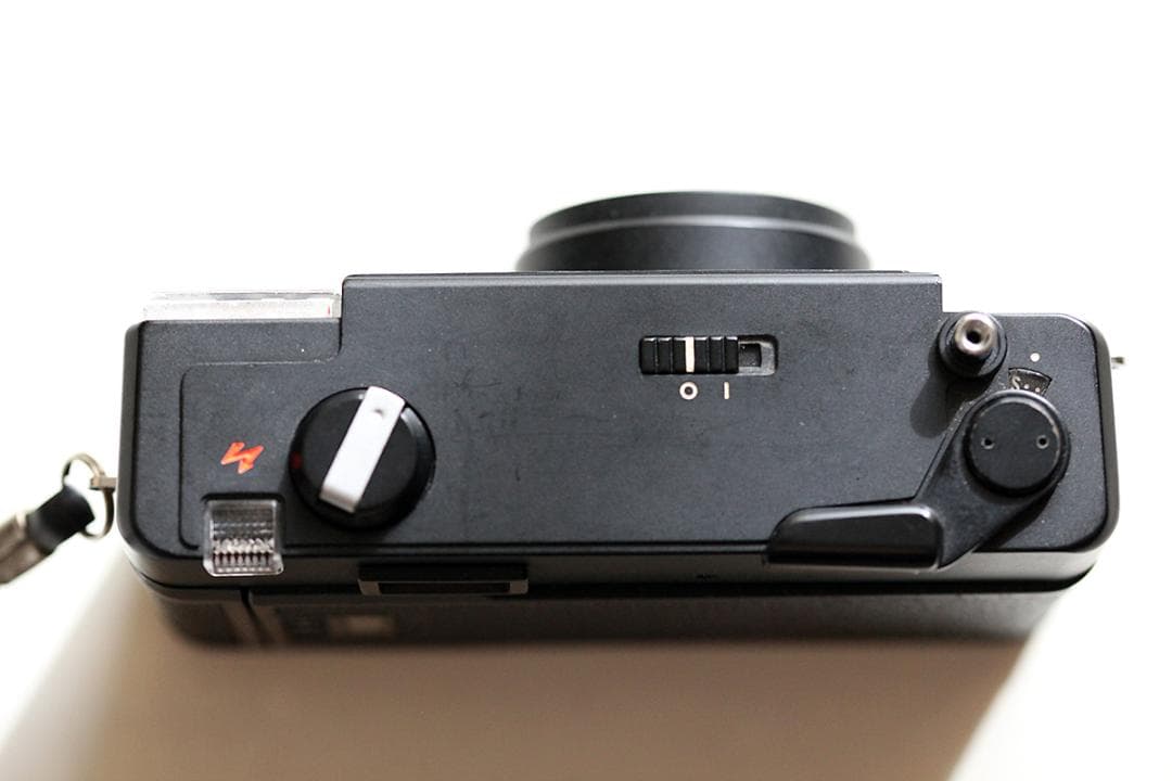 Rollei Flash 35 AF 、　Q831