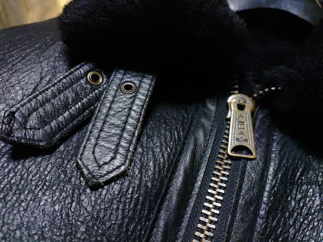 ✨今日だけ価格✨✰ALPHA✰Ｂ3リアルムートン✨USED美品✨