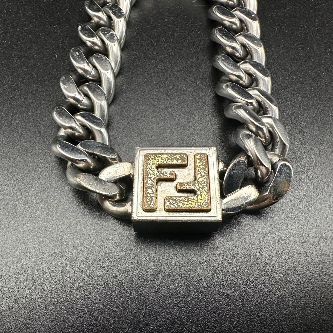 美品✨　FENDI　フェンディ　ブレスレット　喜平　チェーン　ロゴ　1429