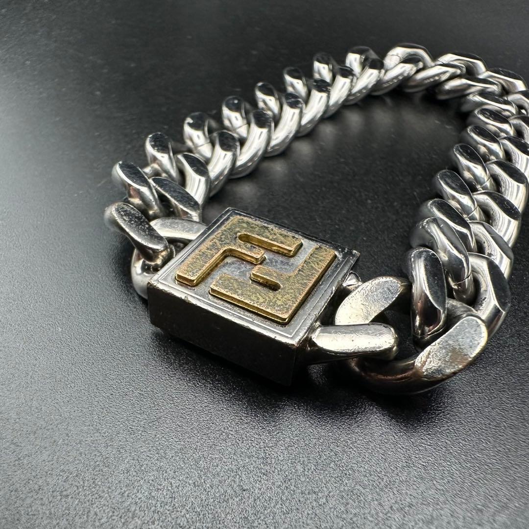 美品✨　FENDI　フェンディ　ブレスレット　喜平　チェーン　ロゴ　1429
