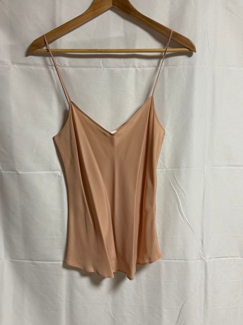 Max Mara ベージュ リボン付き長袖シャツとスリップトップス