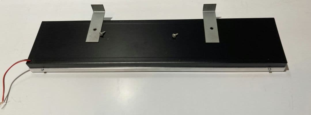 ワンマンアンドン灯843カーテンレール挟み込み取り付け仕様