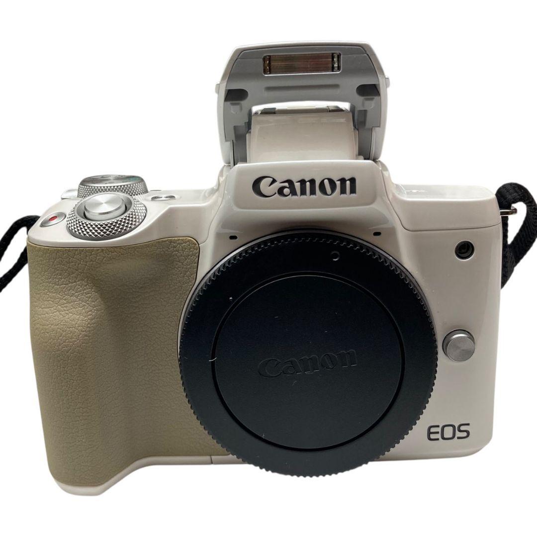 O18289 Canon EOS Kiss M ダブルレンズキット　カメラ