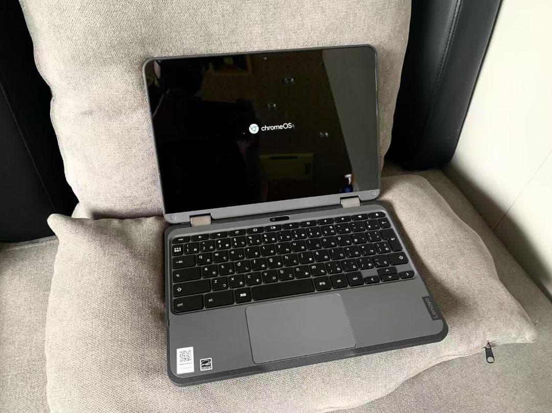Lenovo chromebook 300e Gen3 タッチ有