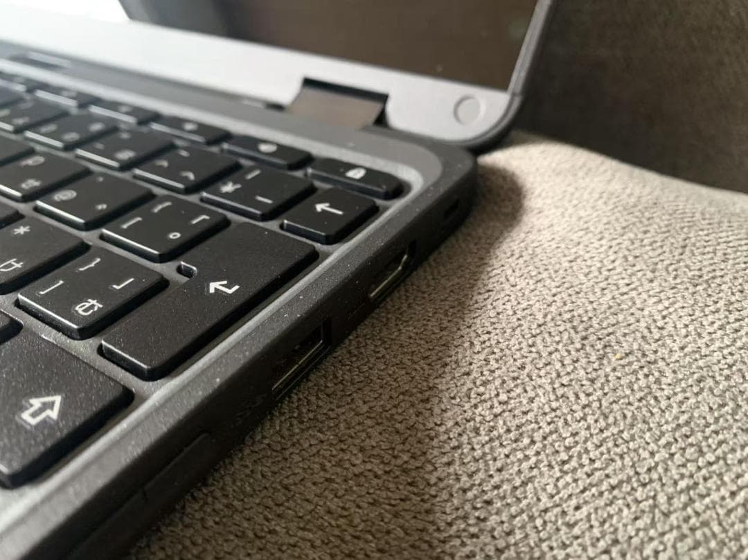 Lenovo chromebook 300e Gen3 タッチ有