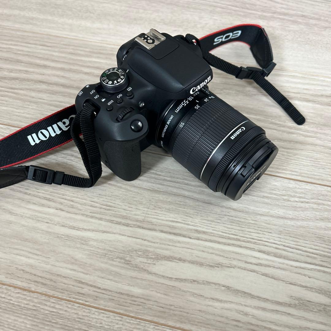 Canon キヤノン kiss X8i ダブルレンズキット　一眼レフ