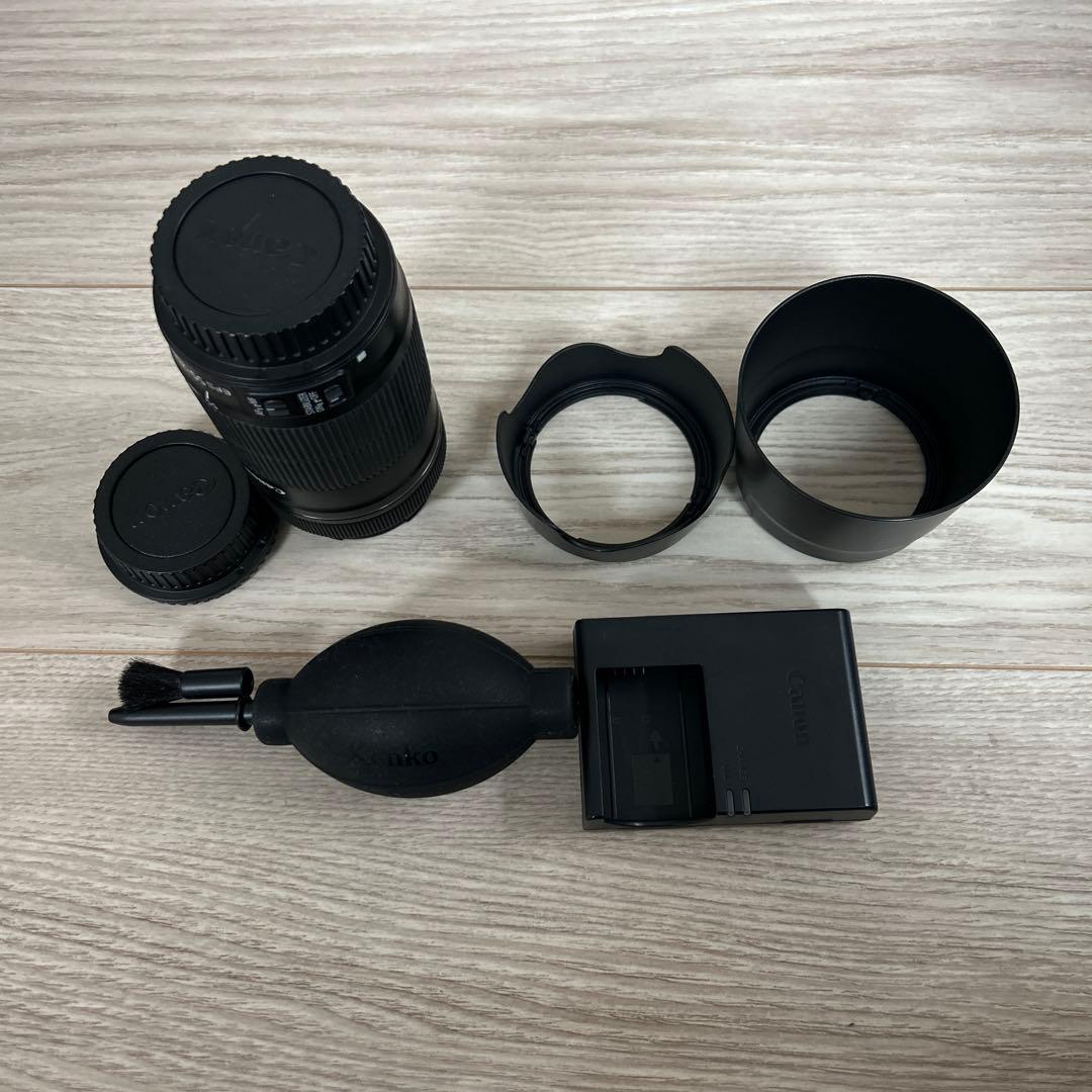 Canon キヤノン kiss X8i ダブルレンズキット　一眼レフ