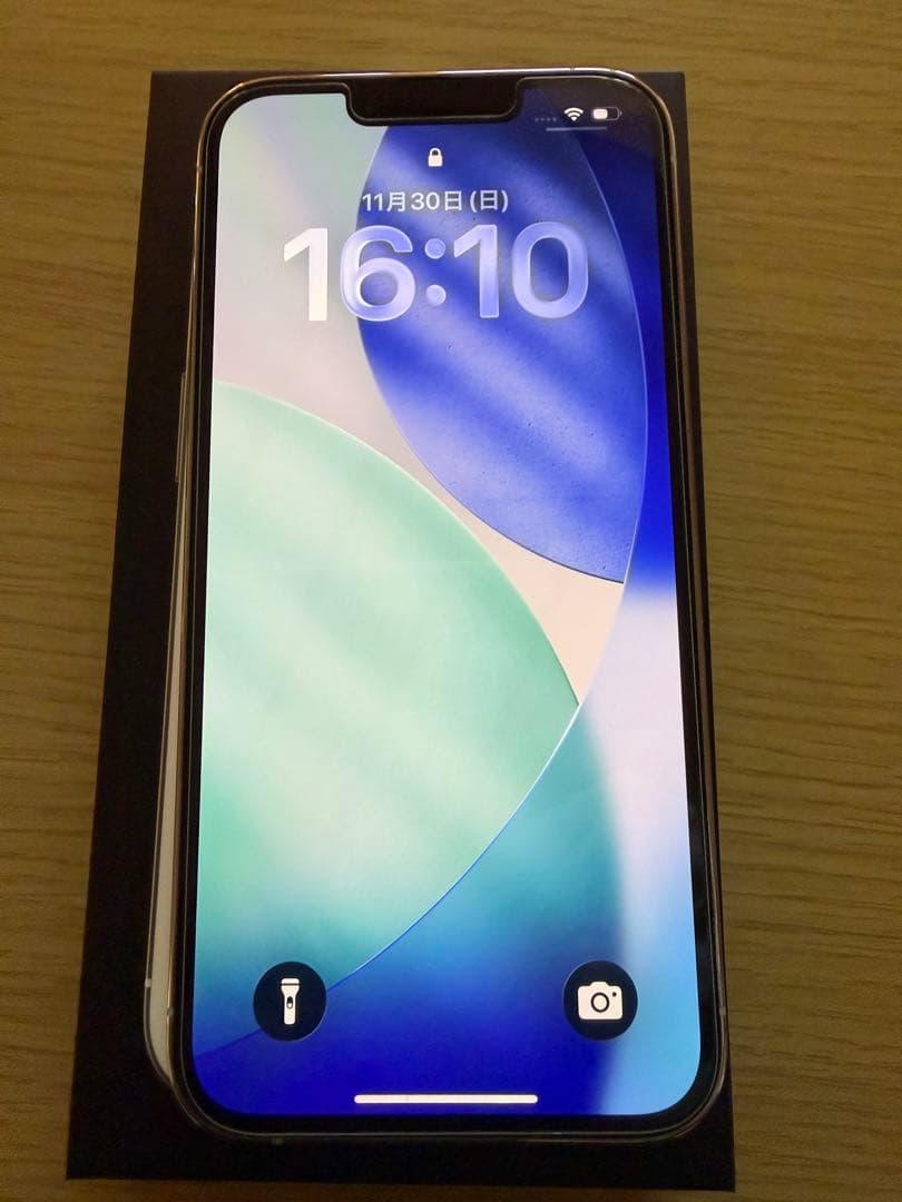 iPhone 13 Pro 256GB 美品　シルバー　SIMフリー　本体